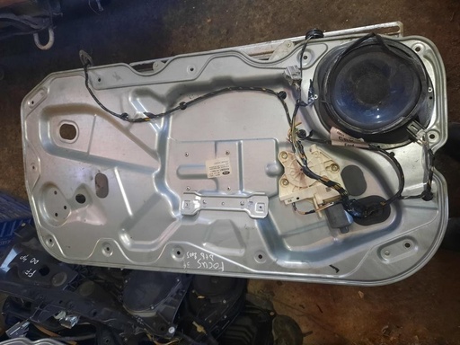 [8040938556508] Elevalunas delantero derecho - Ford Focus II Hatchback (1.6 TDCi (90 cv)) (2005)