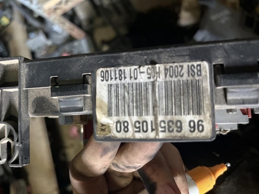 [9261645027127] Caja de reles / fusibles - Peugeot 307 (1.6 HDi (110))