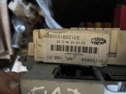 [9281002264282] Caja de reles / fusibles - Fiat Punto II (188) (1.3 JTD 16V (70 cv))