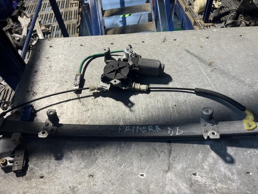 [3311041264016] Elevalunas delantero derecho - Nissan Primera (P11) (1.8 16V (114 cv)) (2000)