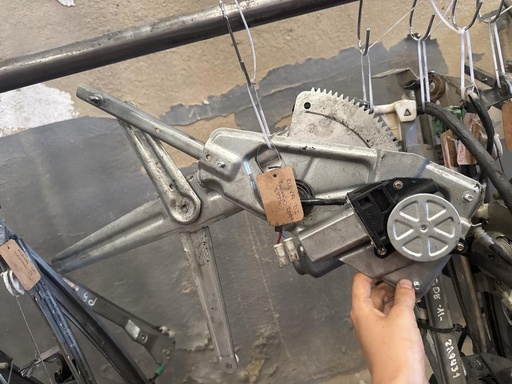 [6191623465709] Elevalunas delantero izquierdo - Renault Twingo (C06) (1.2 (C/S066,C067) (58 cv)) (2001)